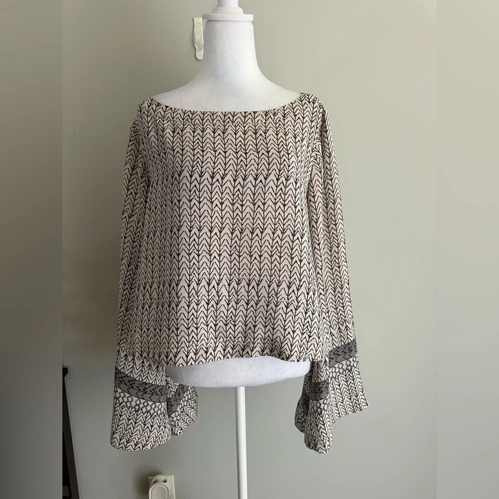FREE PEOPLE Stars Aligned Bell Sleeve Crop Top long sleeve Boho Chic Large